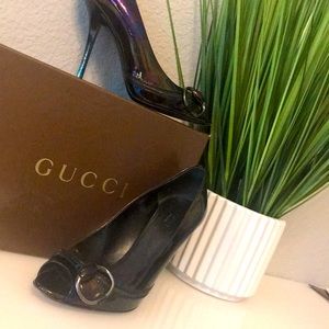Gucci Peep Toe Pump
